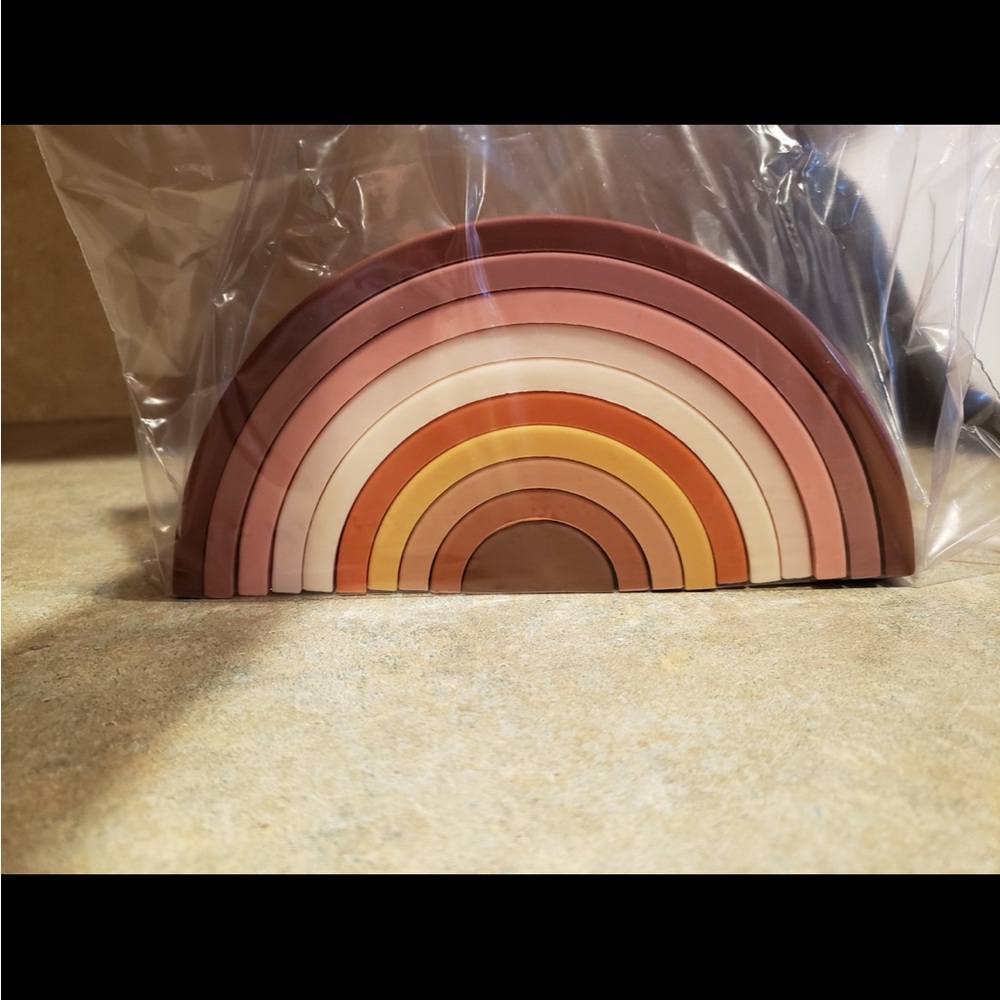 Silicone Rainbow Stacker - Earthy Pink & Peach Tones